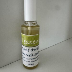 spray à base d'huiles essentielles à vaporiser dans la chambre pour mieux dormir